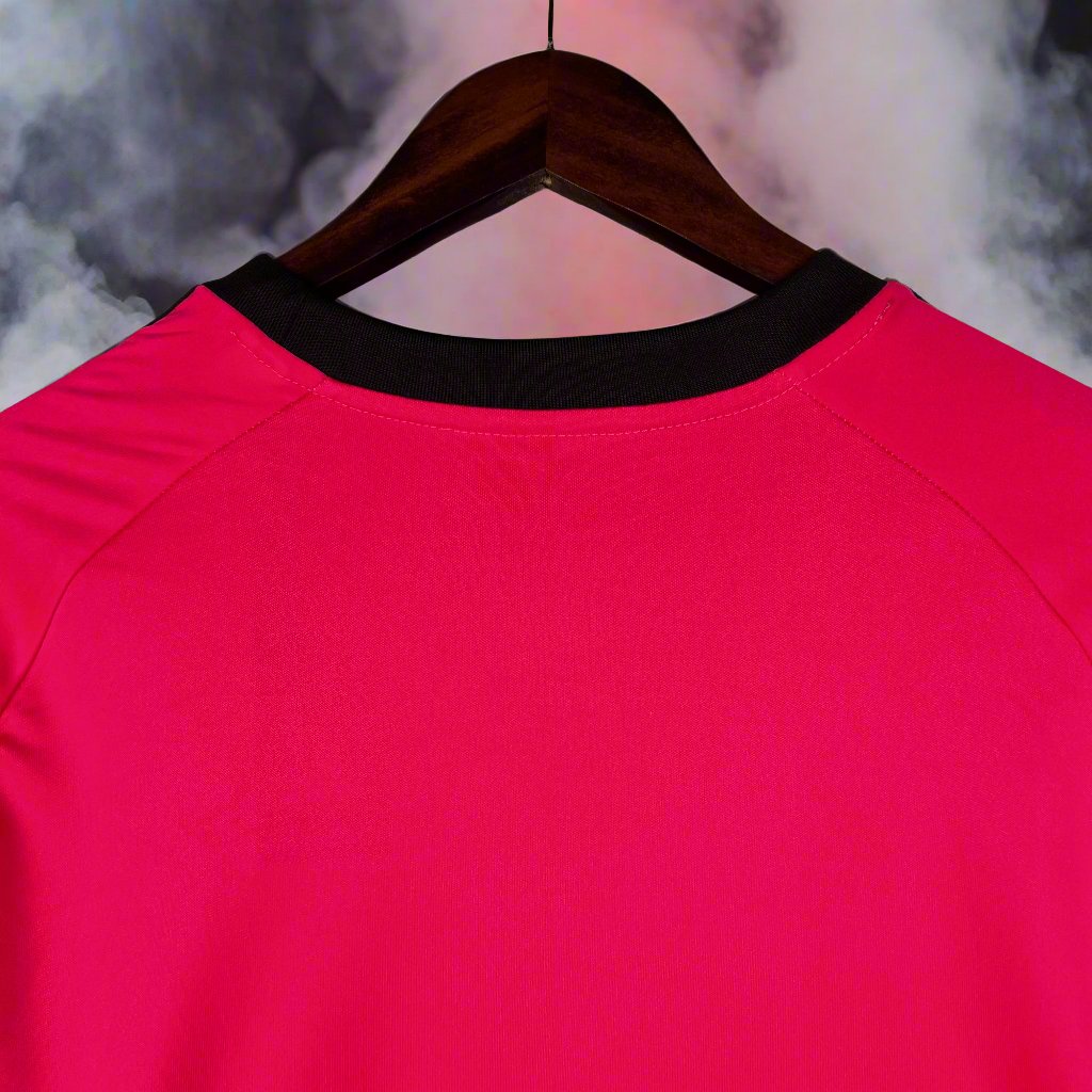 Fulham 23-24 Away Shirt collar