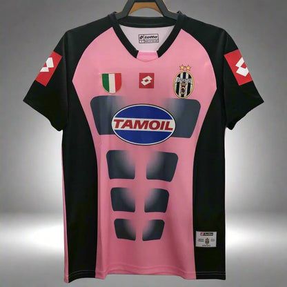 Juventus 03-04 Goalkeeper Retro Shirt 