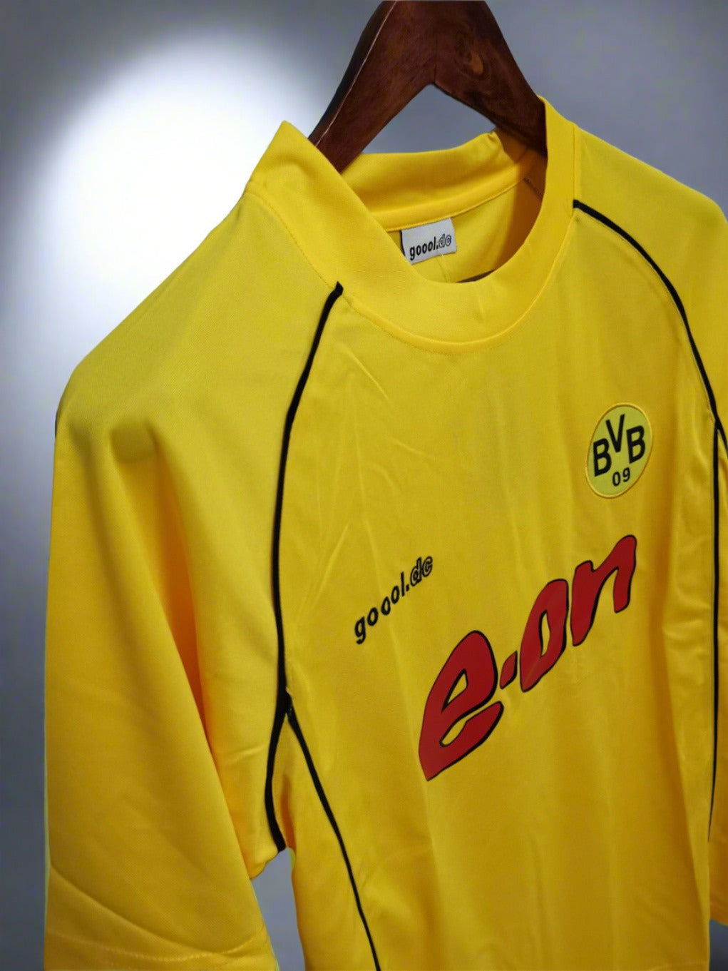 Borussia Dortmund 02-03 European Home Retro Shirt side