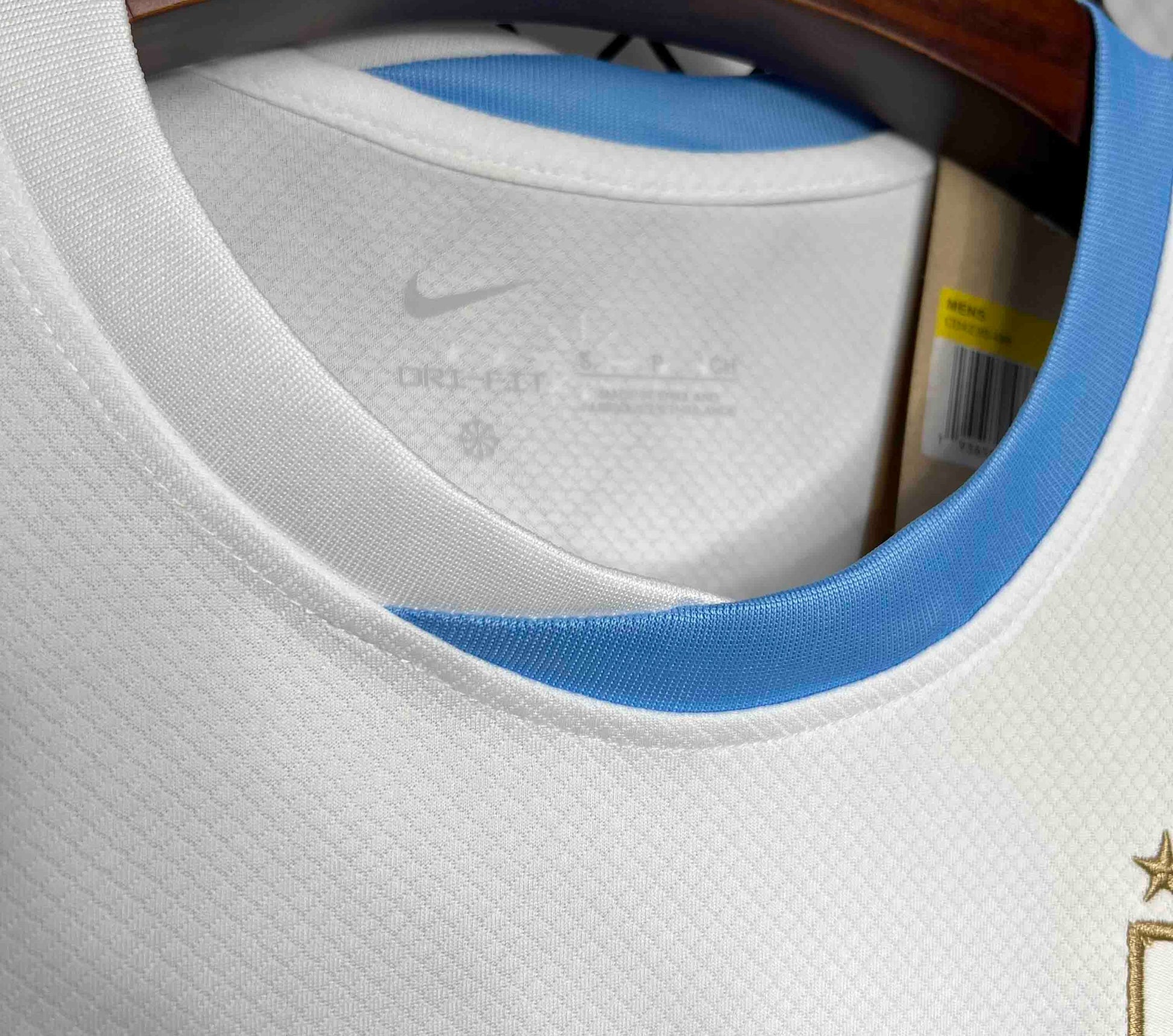 Uruguay 24-25 Away Shirt collar