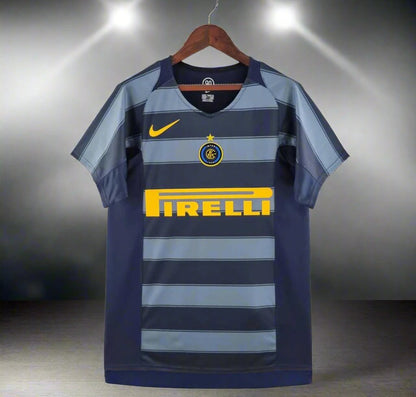 Inter Milan 04-05 Away Retro Shirt