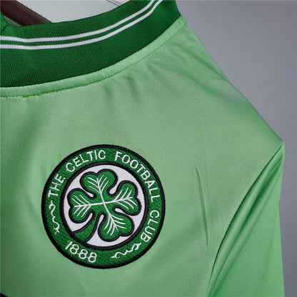 Celtic 83-86 3 Away Retro Shirt crest