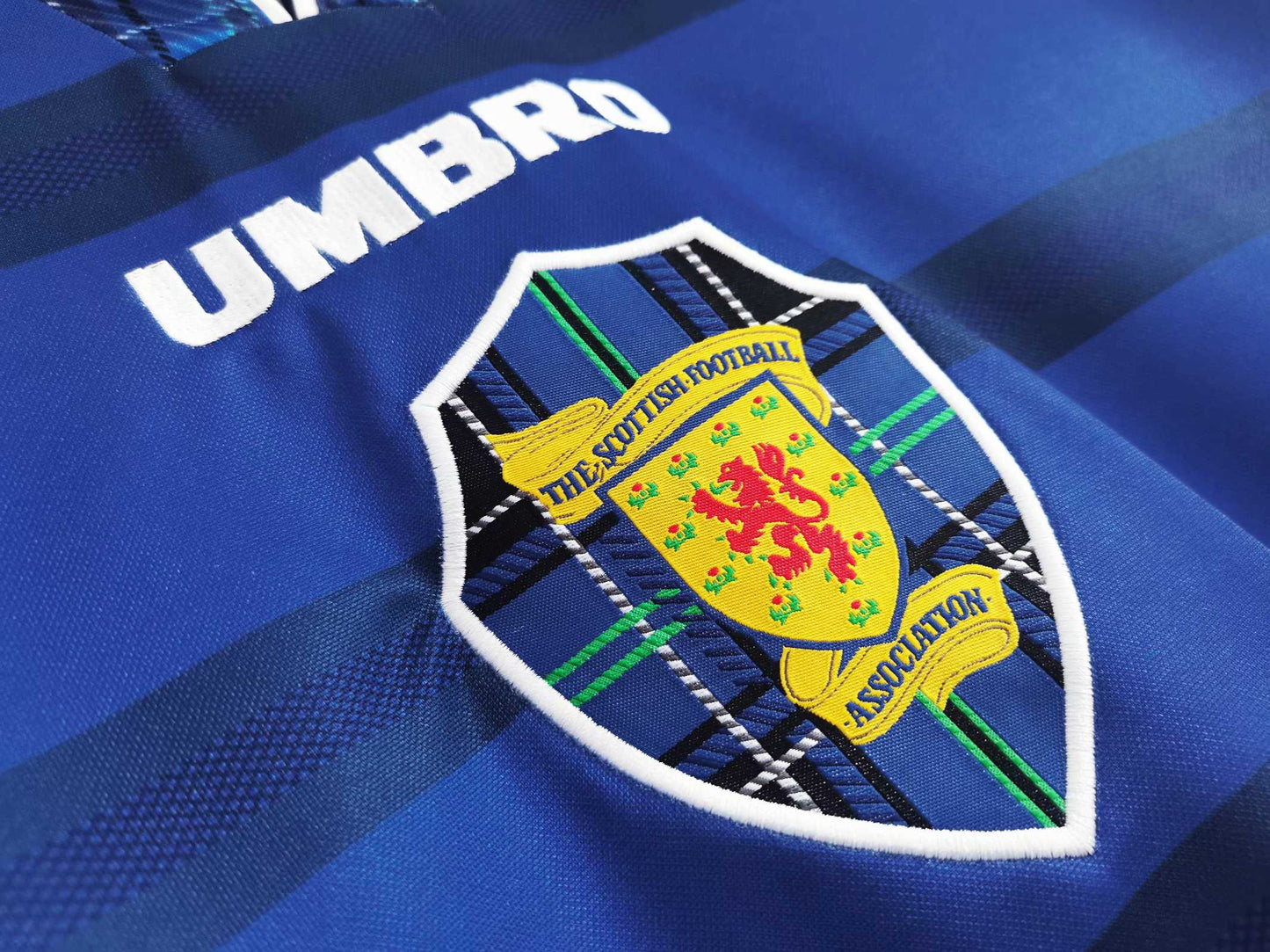 Scotland 98-00 Home Retro Shirt crest