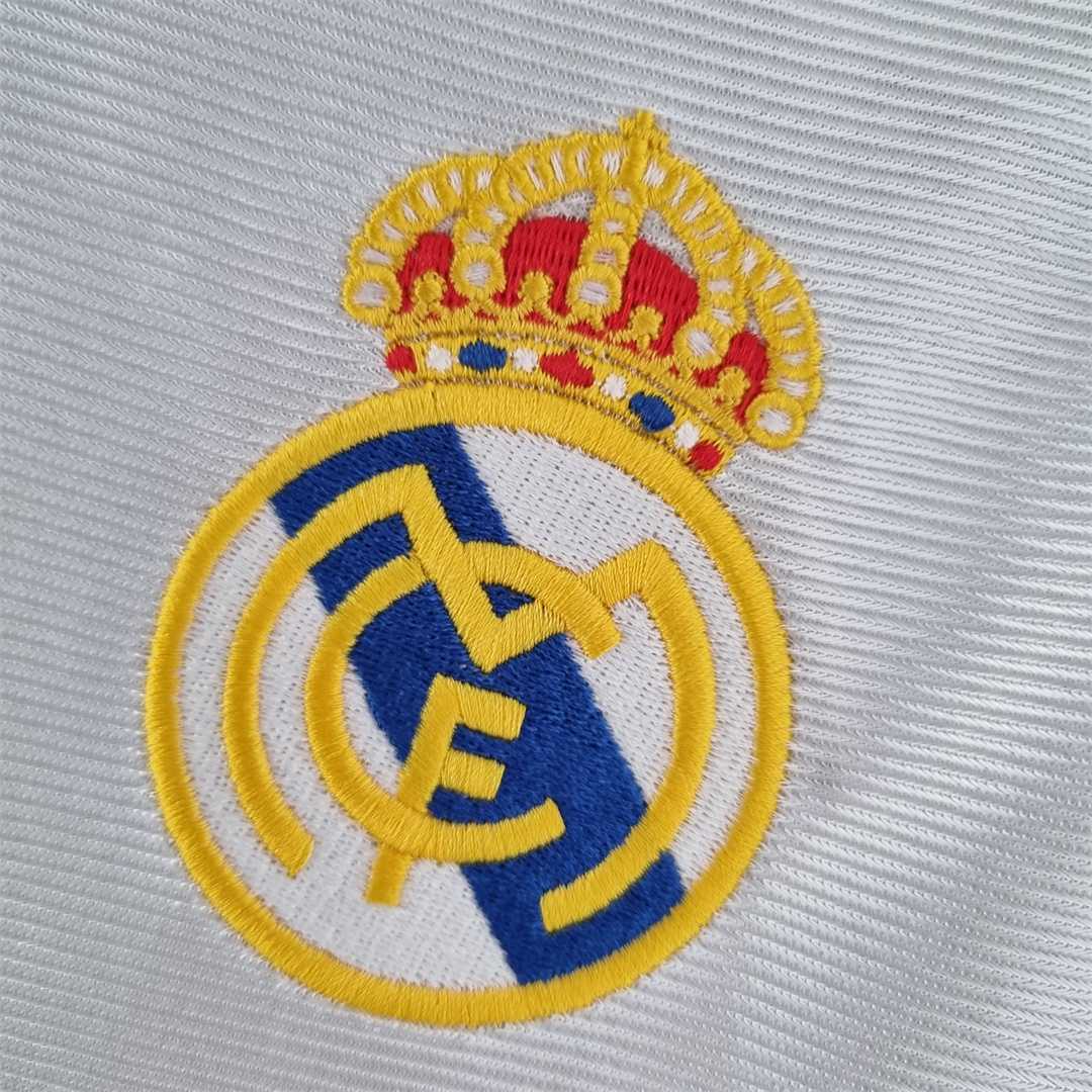 Real Madrid 98-00 Home Retro Shirt badge