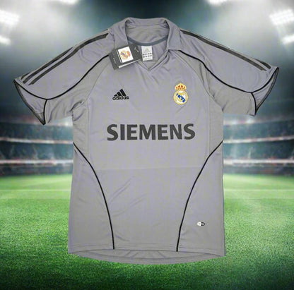 Real Madrid 05-06 3rd Retro Shirt 