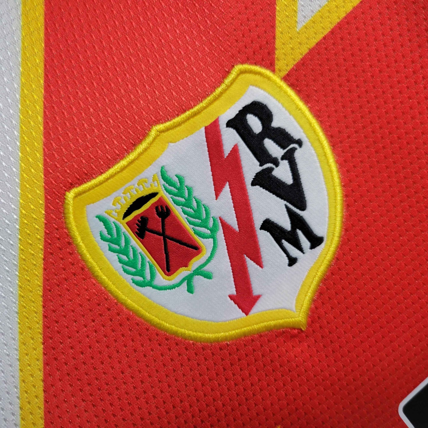 Rayo Vallecano 23-24 Home Shirt crest