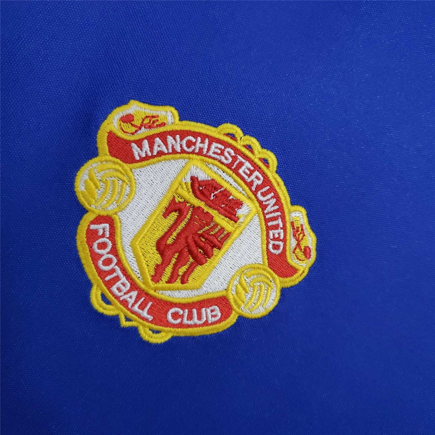 MNU 84-86 3rd Shirt badge