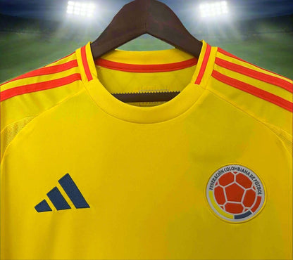 Colombia 24-25 Home Shirt collar