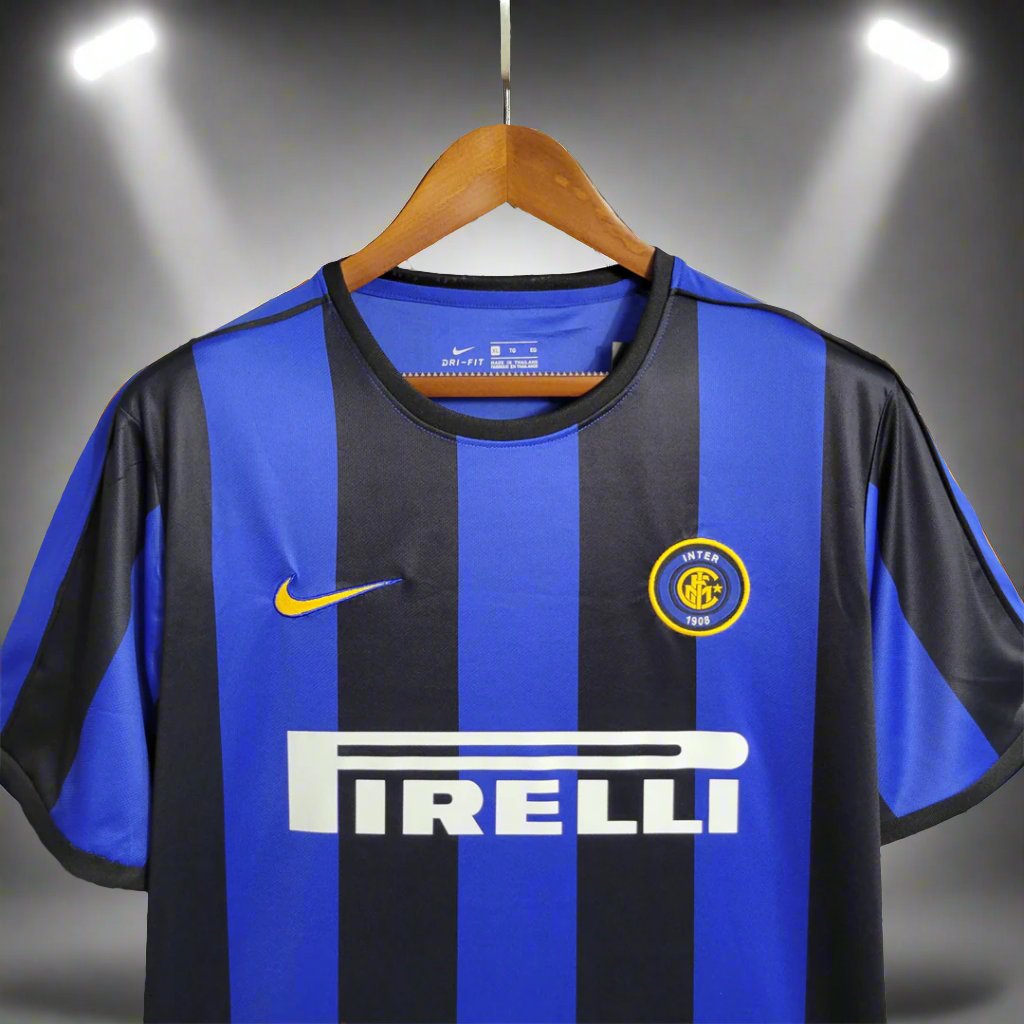 Inter Milan 99-00 Home Retro Shirt sponsor