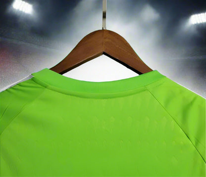 MNU 23-24 Goalkeeper Shirt Green collar