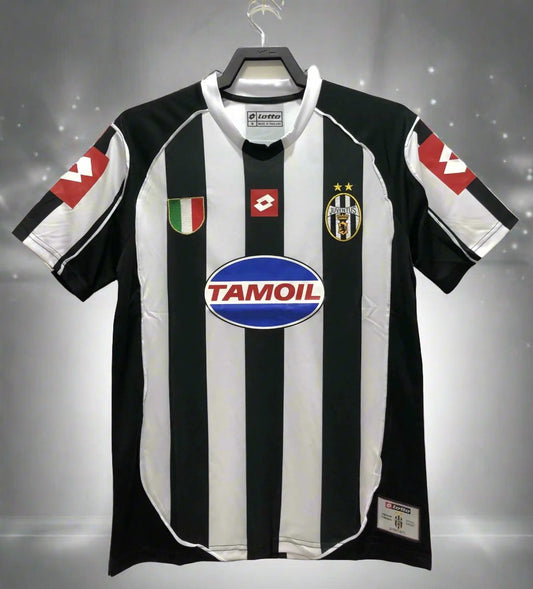 Juventus 02-03 European Retro Shirt