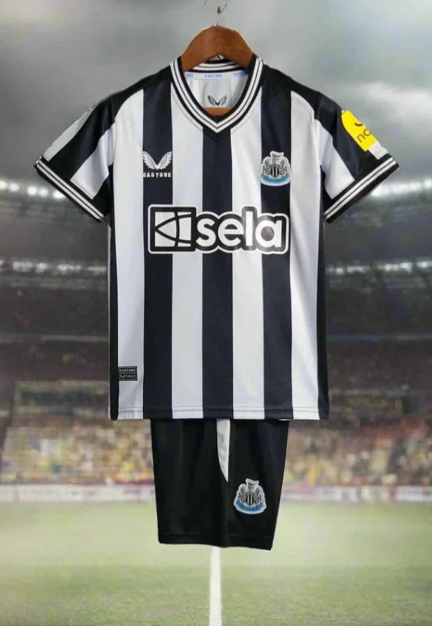 Newcastle United Kids 23-24 Home Kit