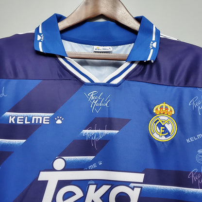 Real Madrid 94-96 Away Retro Shirt sponsor