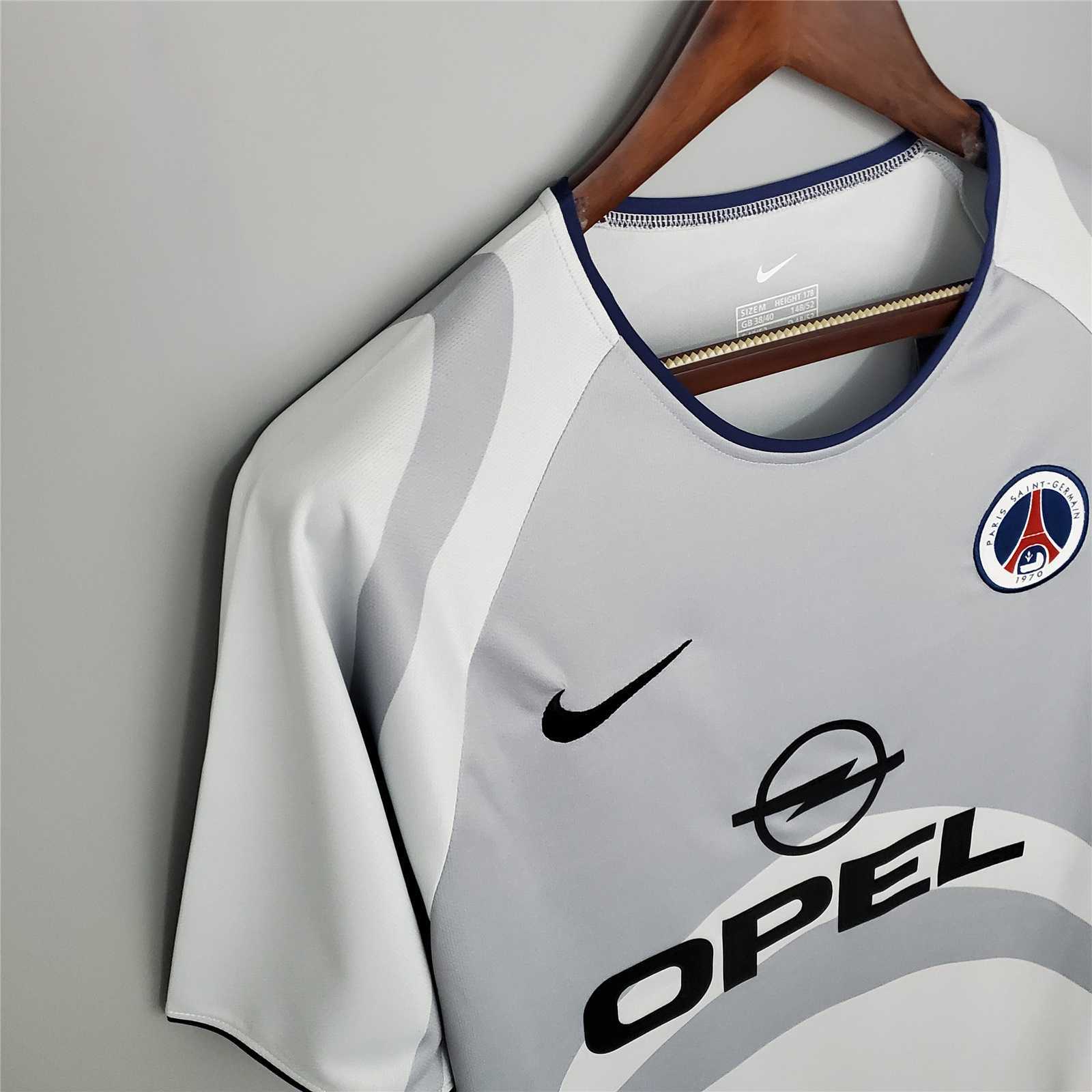 PSG 01-02 Away Retro Shirt side