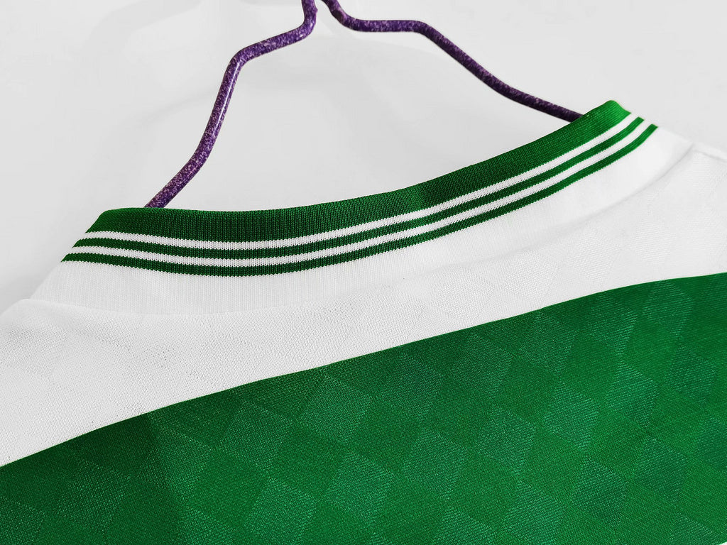 Celtic 87-88 Home Centenary Retro Shirt collar