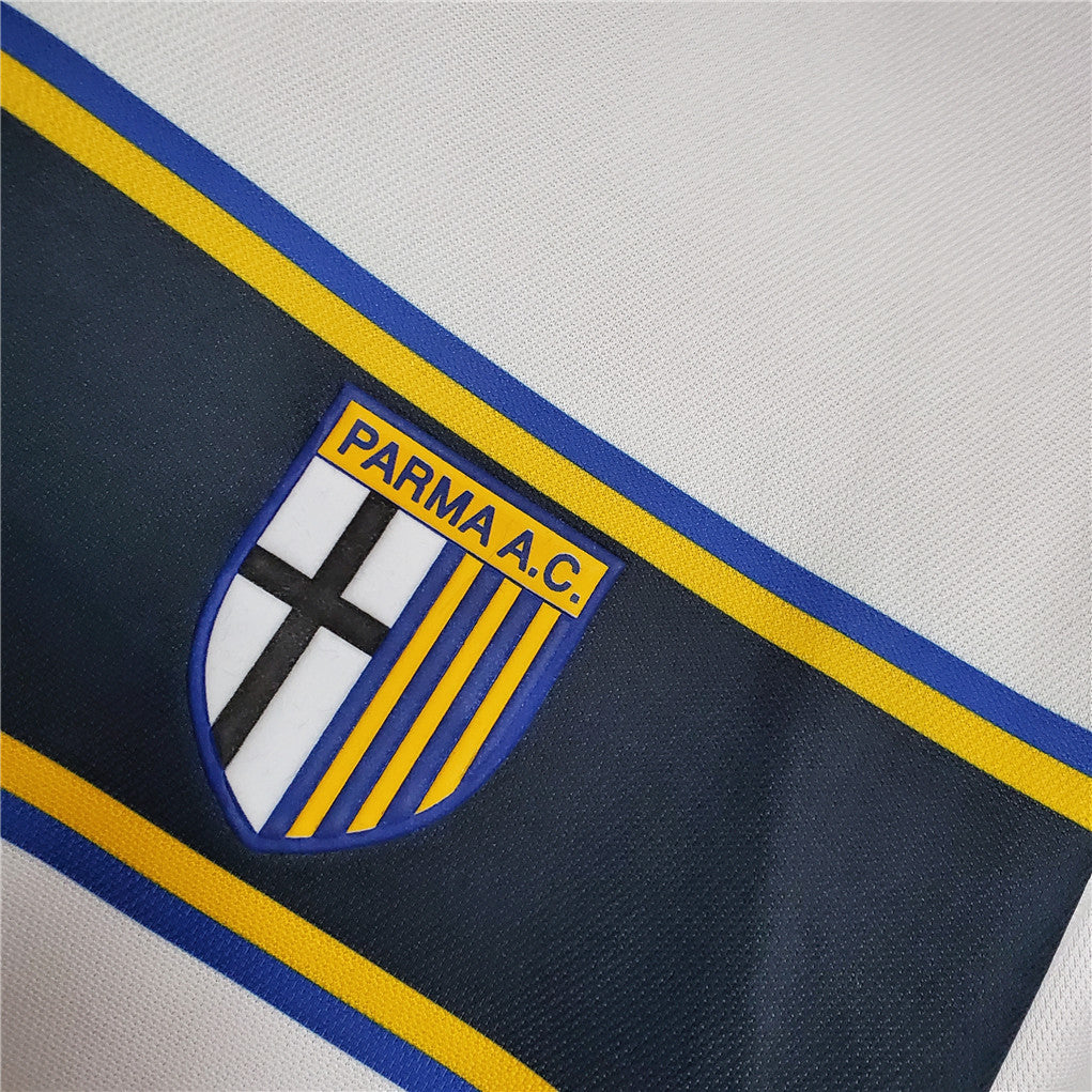 Parma 02-03 Away Retro Shirt crest