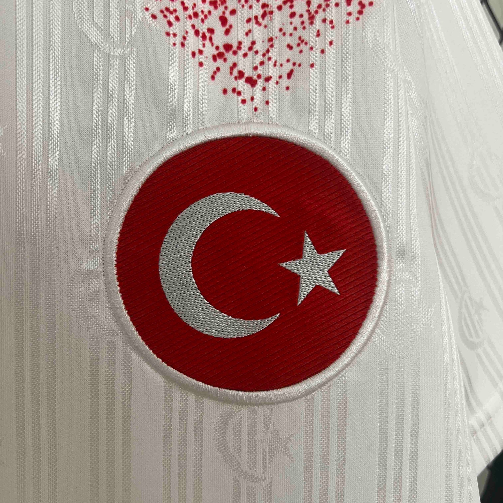 Turkey 96-98 Away Retro Shirt crest