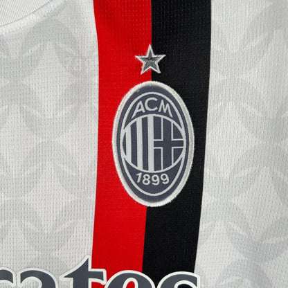 AC Milan 23-24 Away Shirt crest