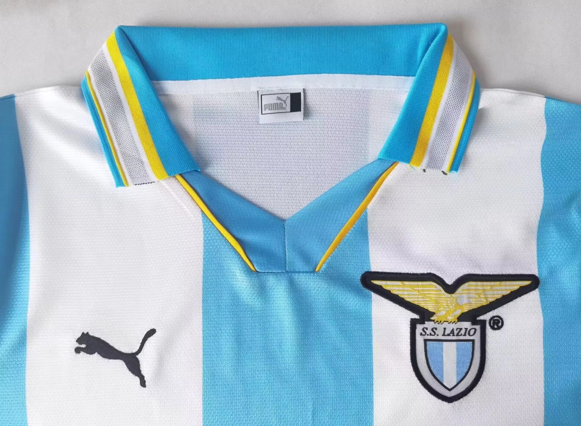 Lazio 99-00 European Retro Shirt neck