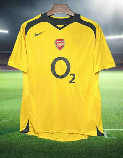 Arsenal 05-07 Away Retro Shirt