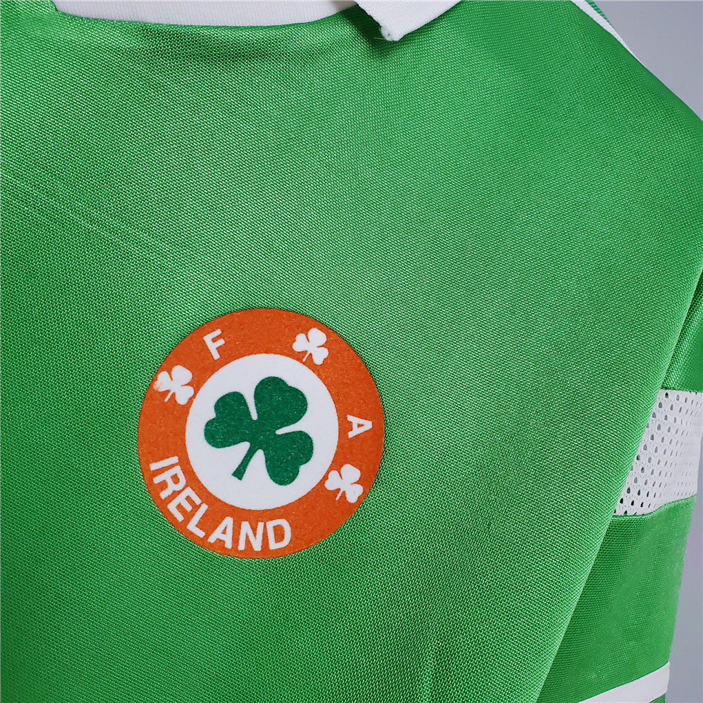 Ireland 88-90 Home Retro Shirt crest