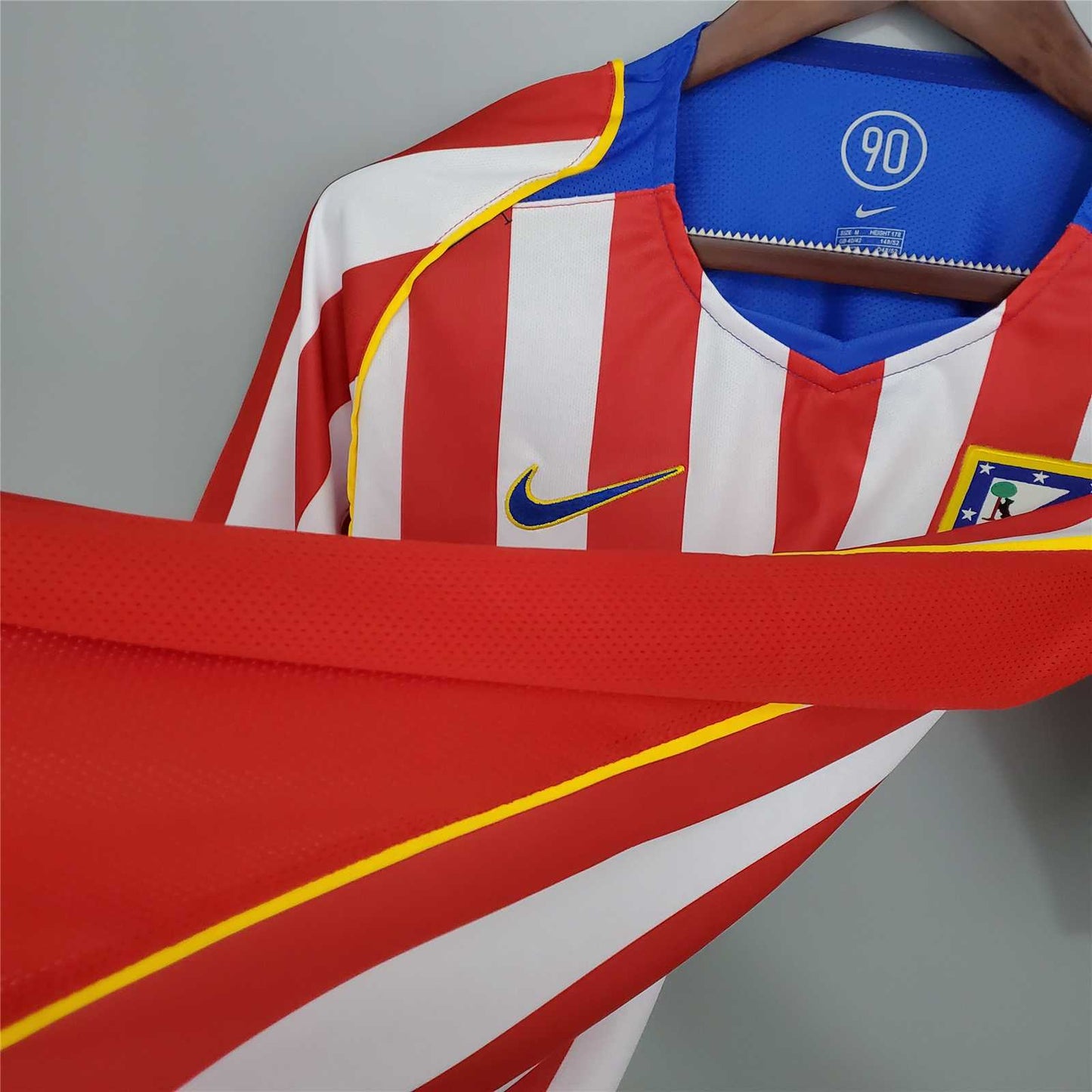 Atletico Madrid 04-05 Home 2 Retro Shirt side