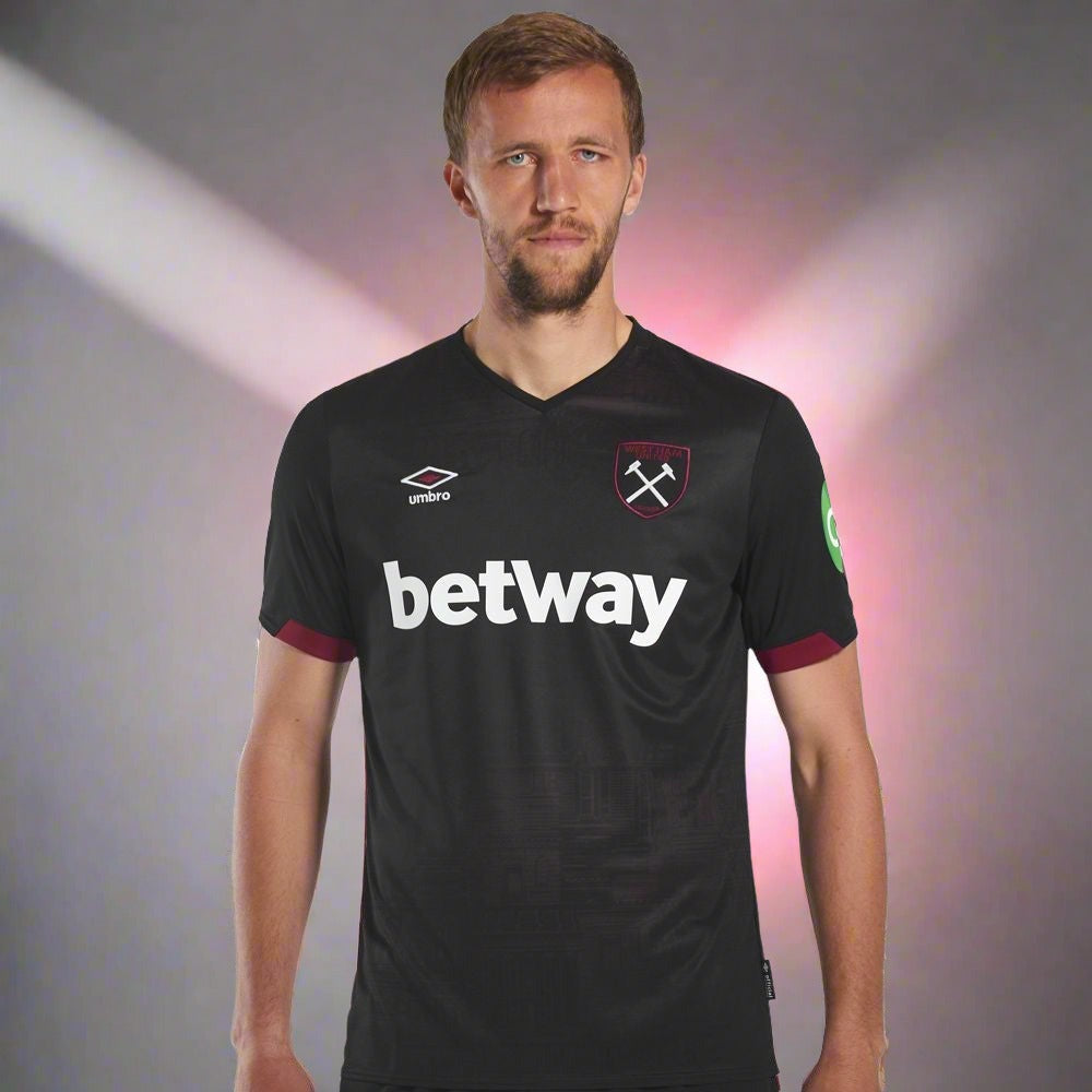 West Ham United 24-25 Away Shirt neck