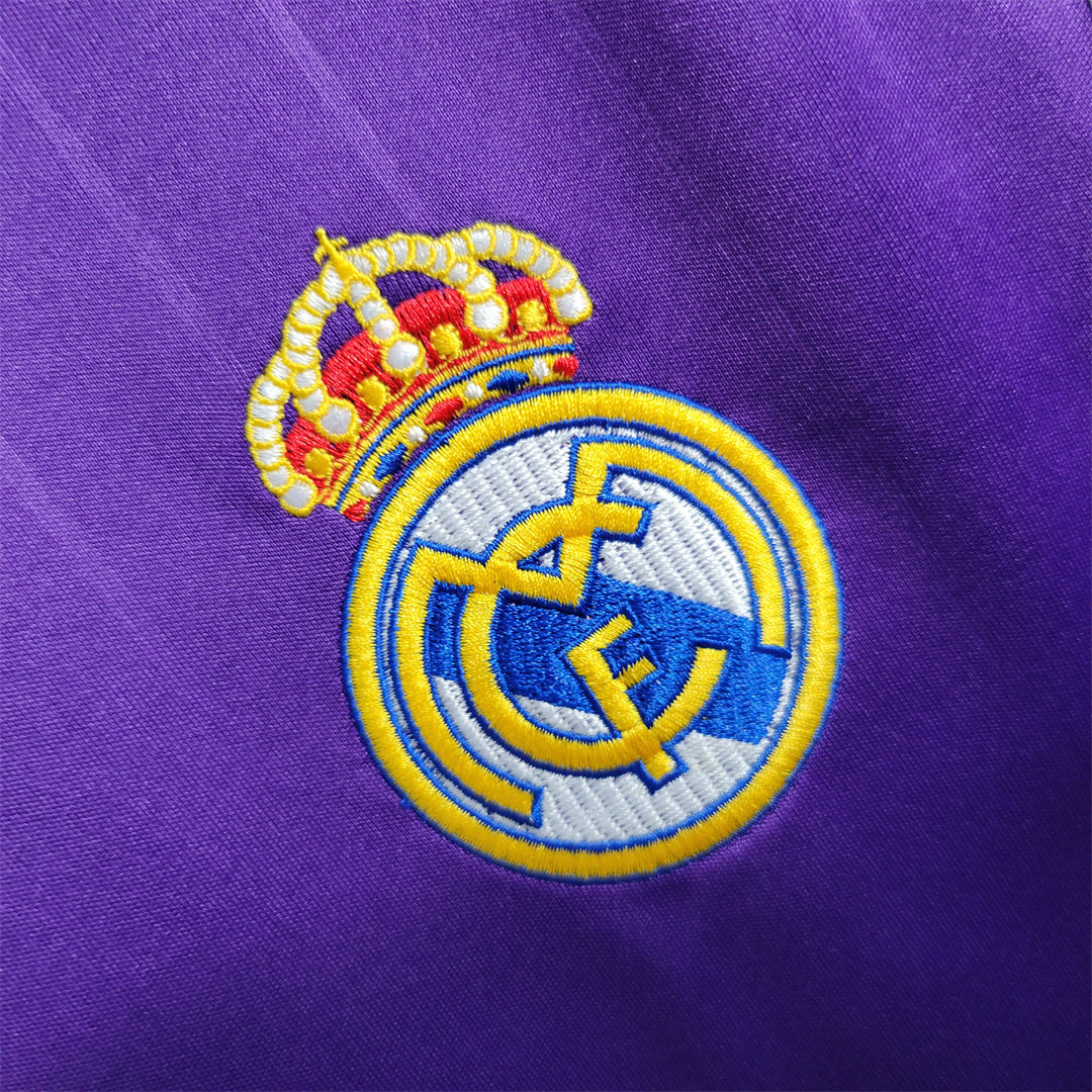 Real Madrid 06-07 3rd Retro Shirt badge