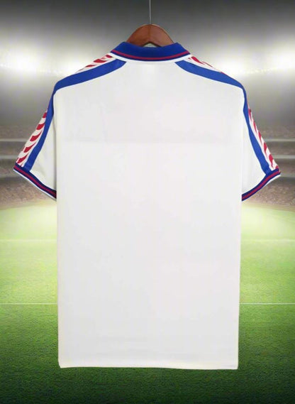 Czech Republic 96-98 Away Retro Shirt rear