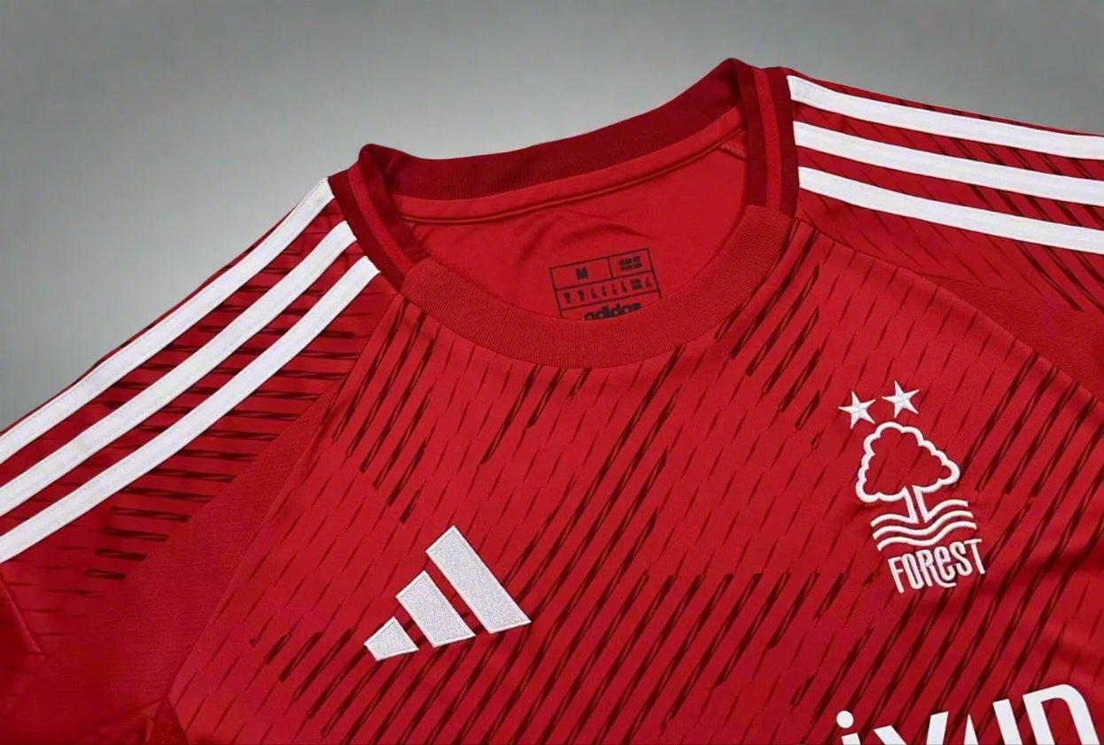 Nottingham Forest 24-25 Home Shirt collar