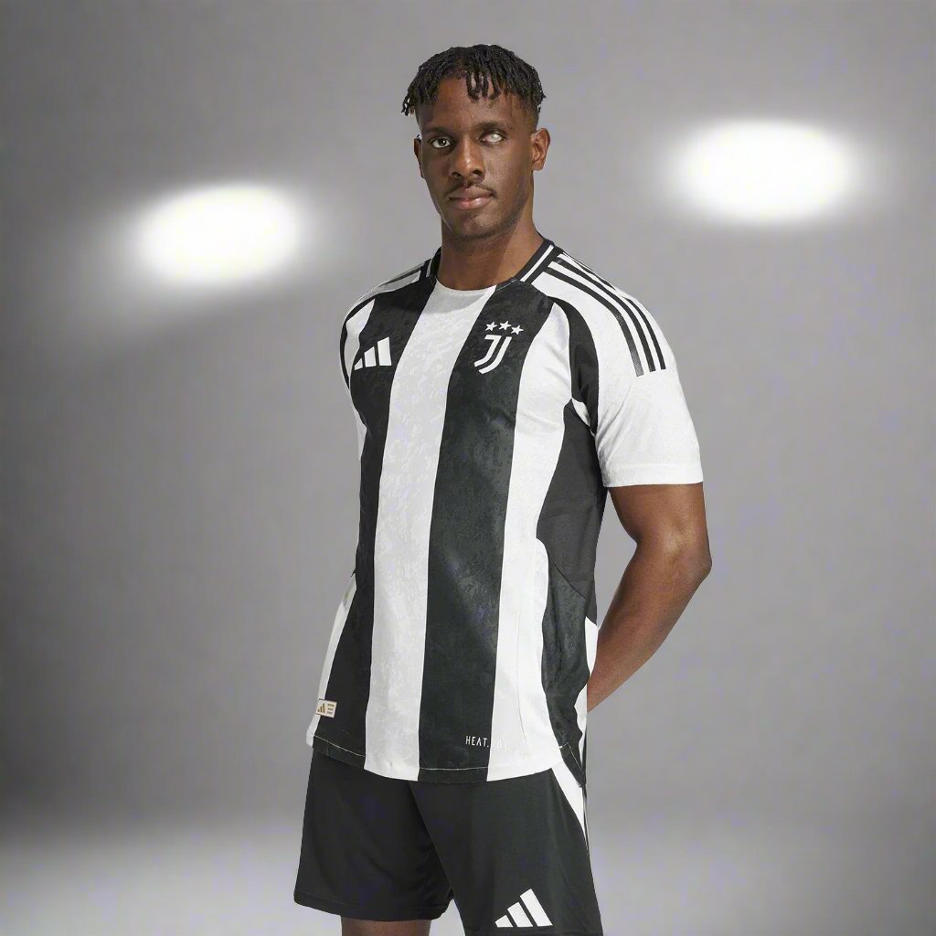 Juventus 24-25 Home Shirt model