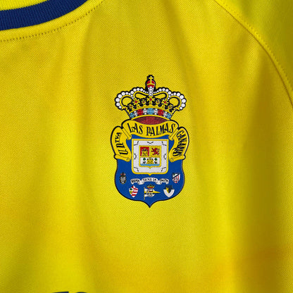 UD Las Palmas 23-24 Home Shirt badge