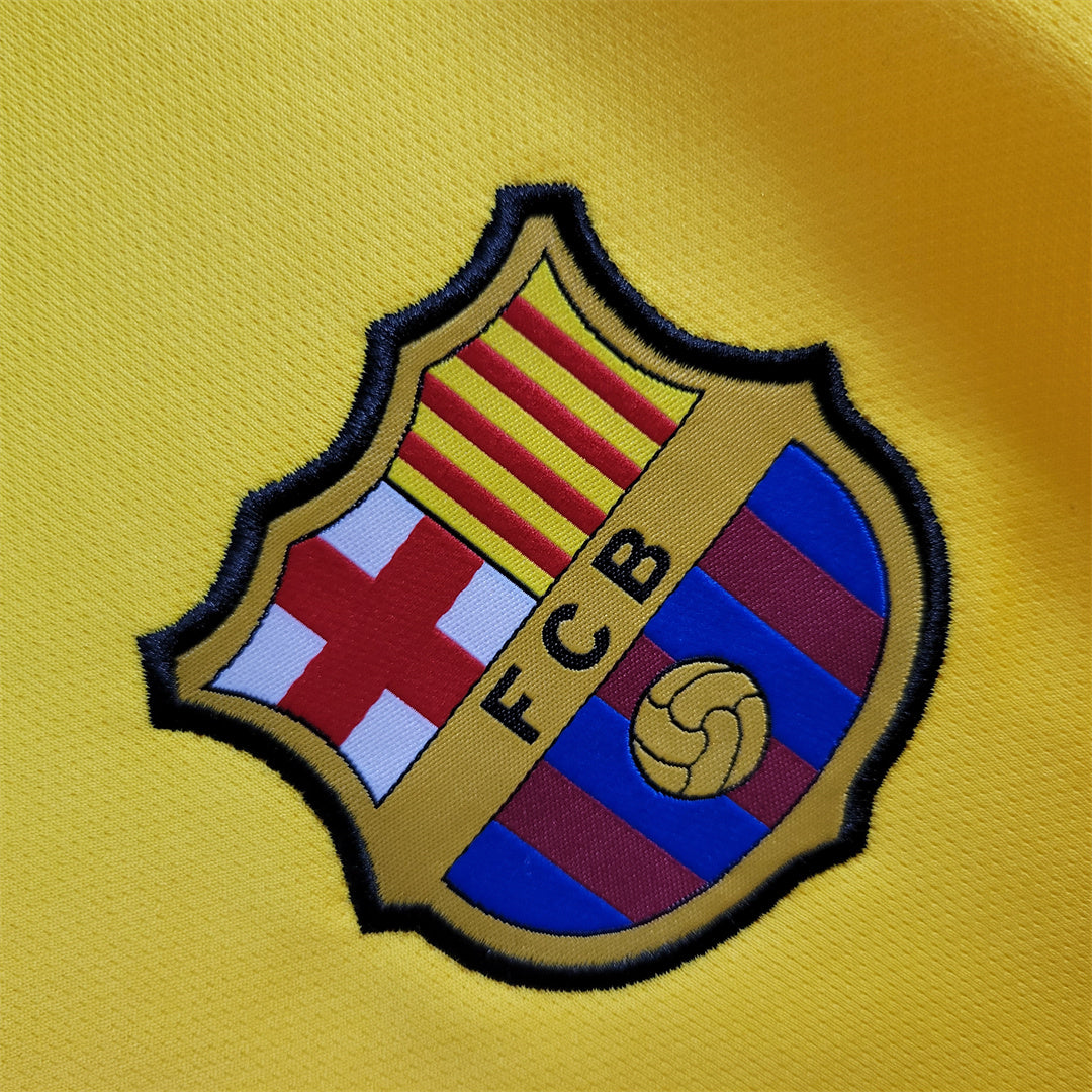 Barcelona 19-22 4th Shirt badge