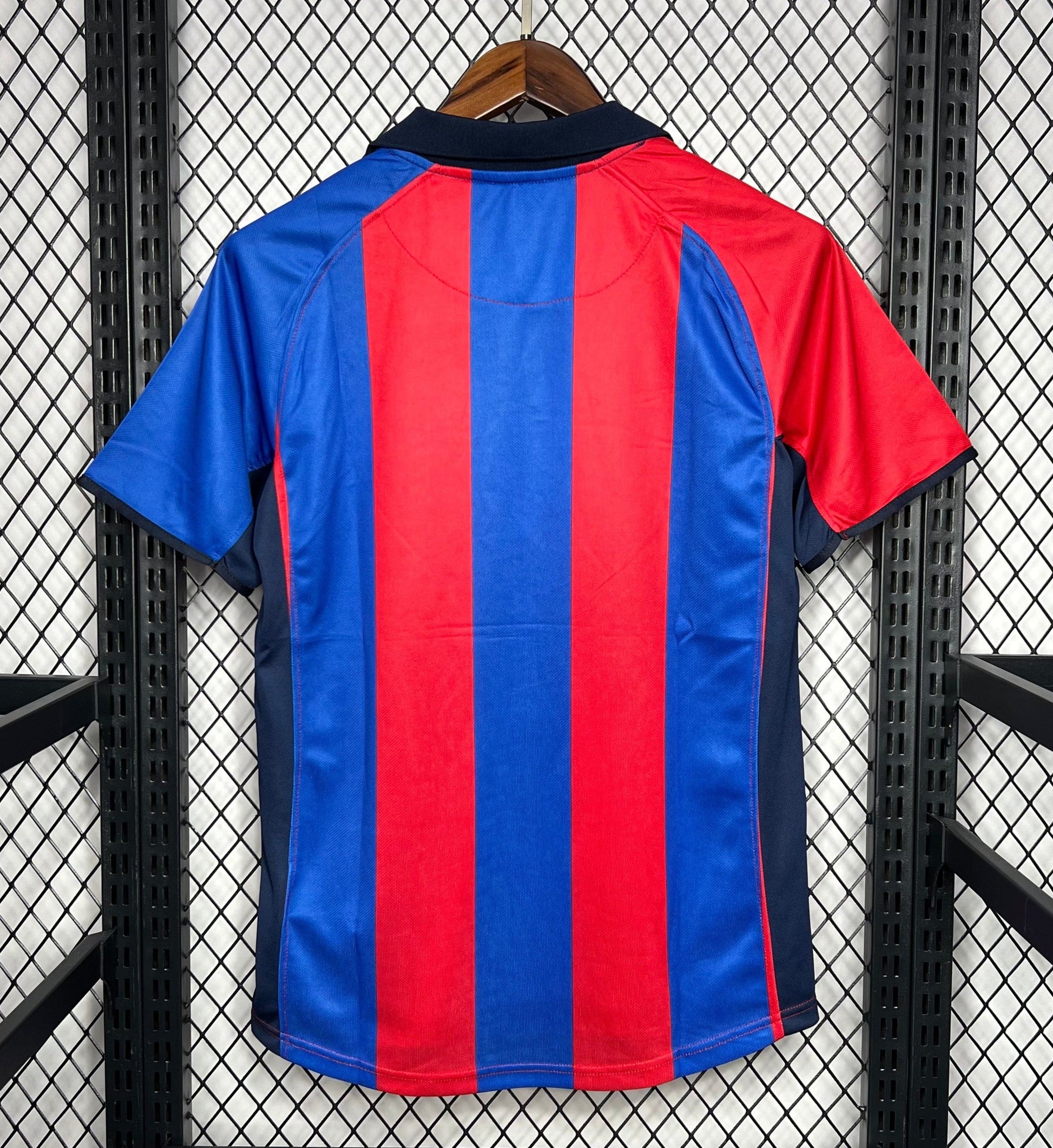 Barcelona 01-02 Home Retro Shirt rear