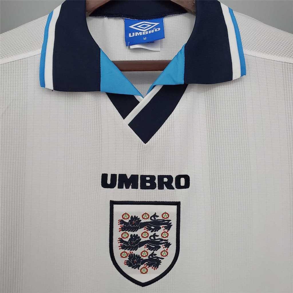 England 96-98 Home Retro Shirt crest