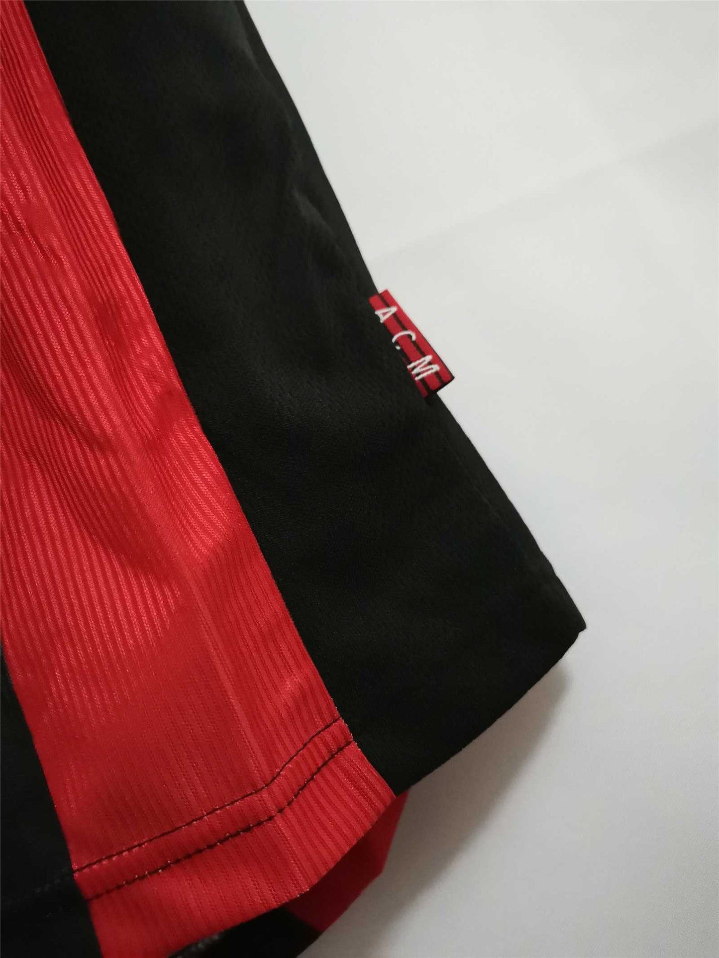 AC Milan 98-99 Home Retro Shirt labe