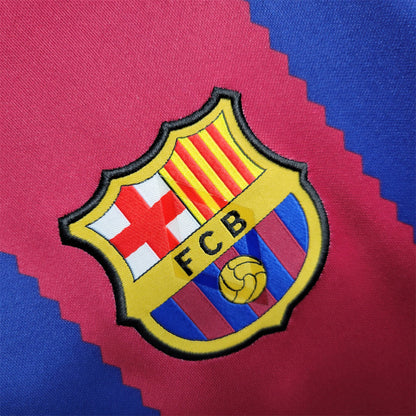 Barcelona 23-24 Home Shirt crest