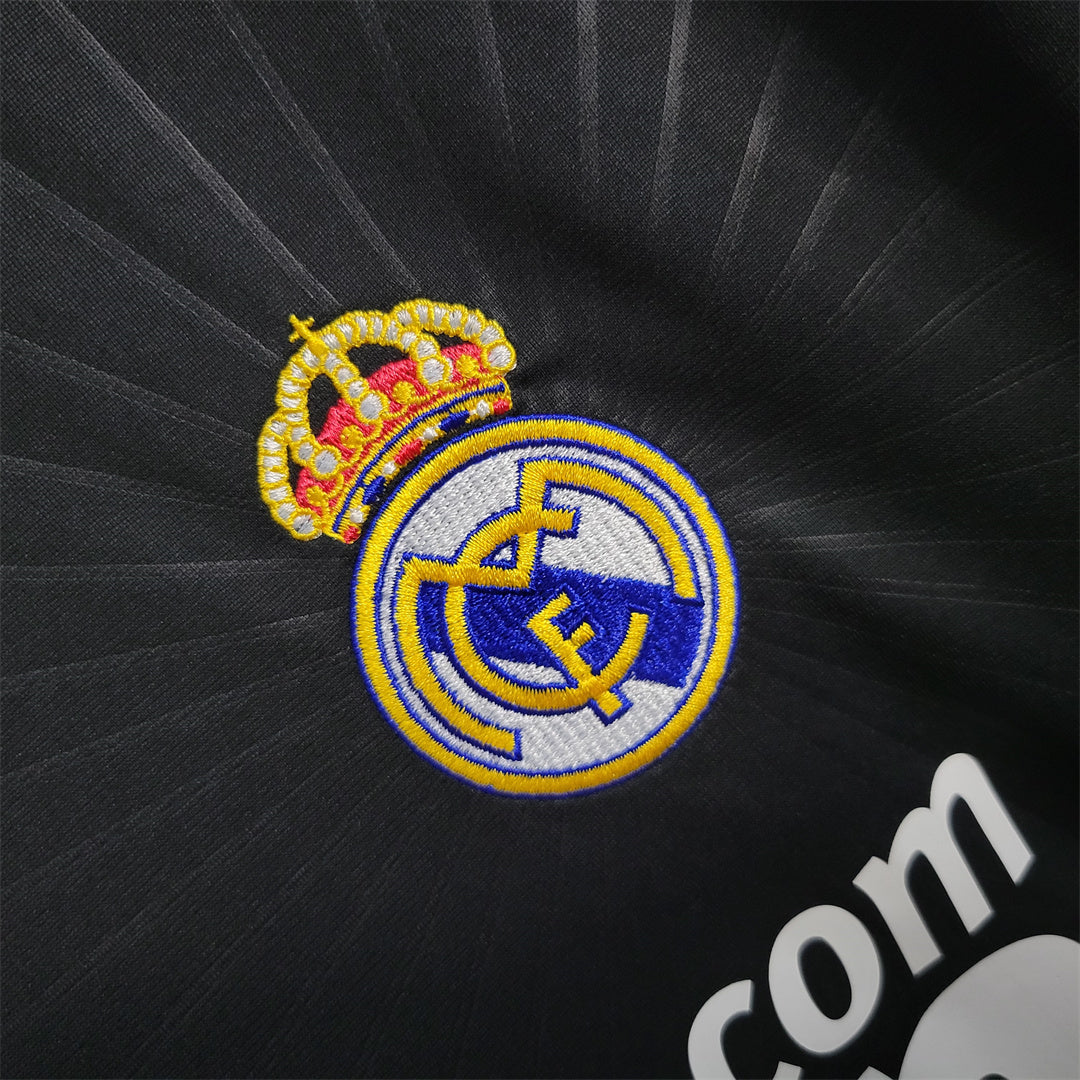 Real Madrid 10-11 Away Retro Shirt badge