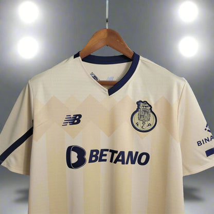 Porto 23-24 Away Shirt sponsor