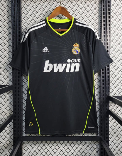 Real Madrid 10-11 Away Retro Shirt