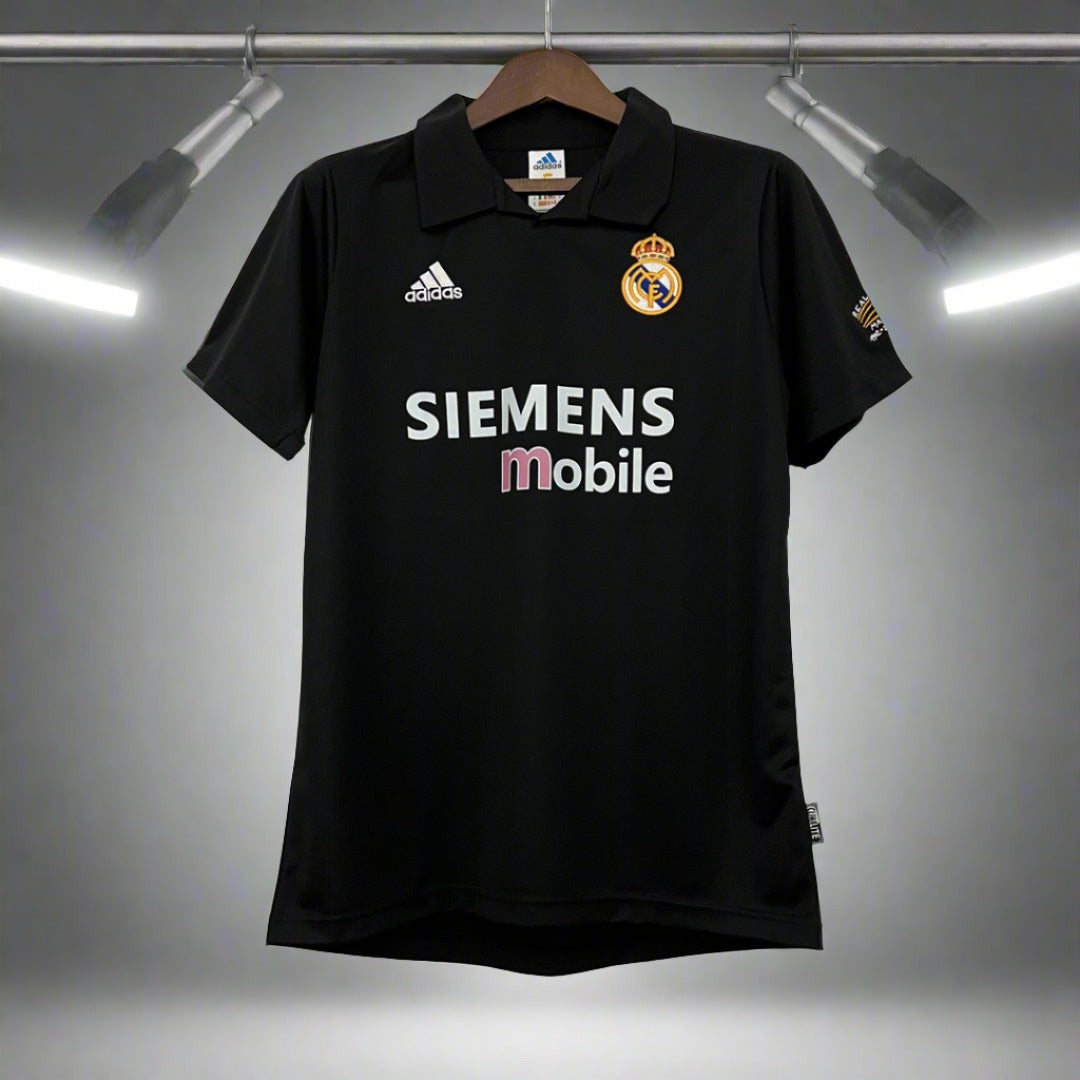 Real Madrid 02-03 Away Retro Shirt