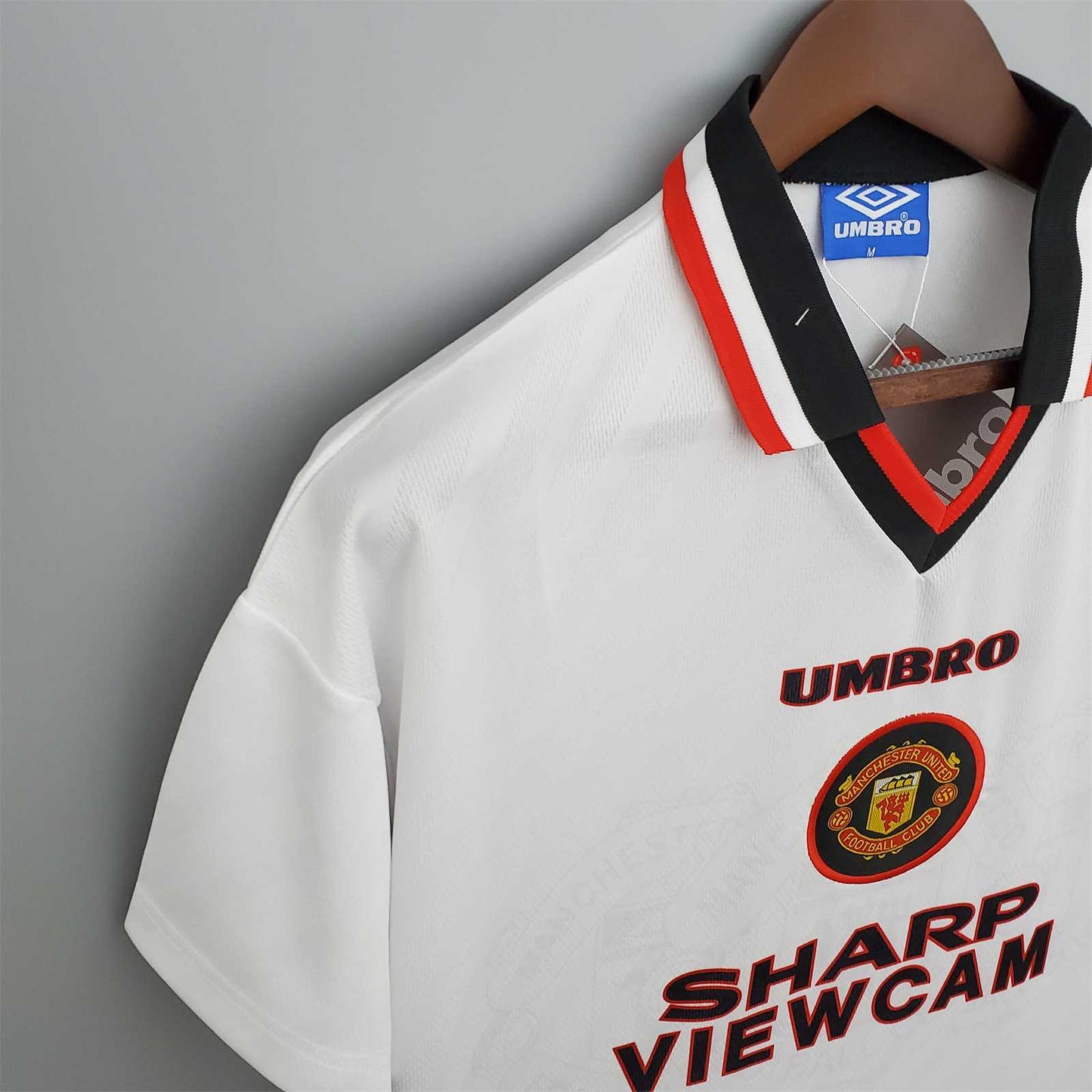 MNU 95-97 Away Shirt side