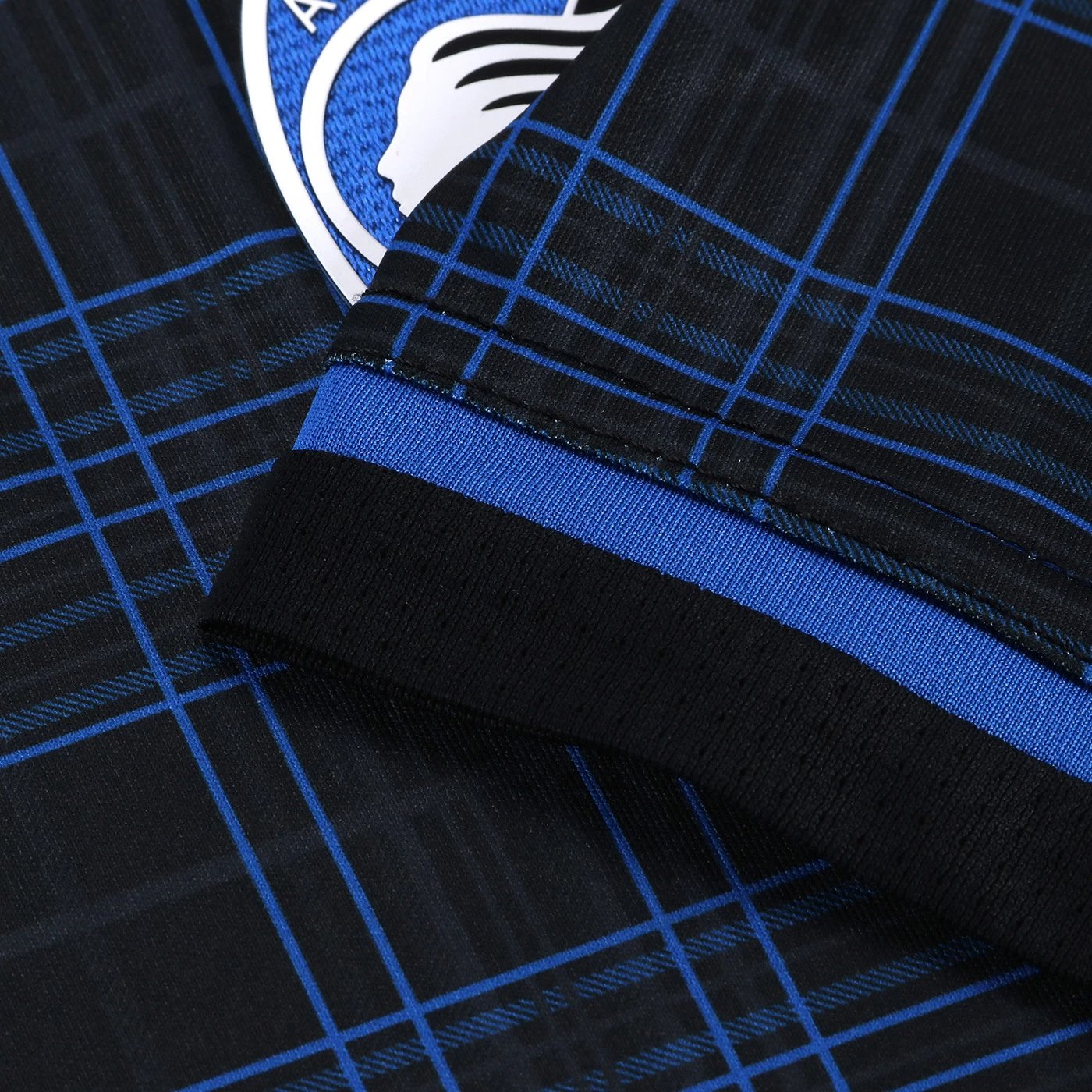 Atalanta 23-24 Christmas Shirt cuff