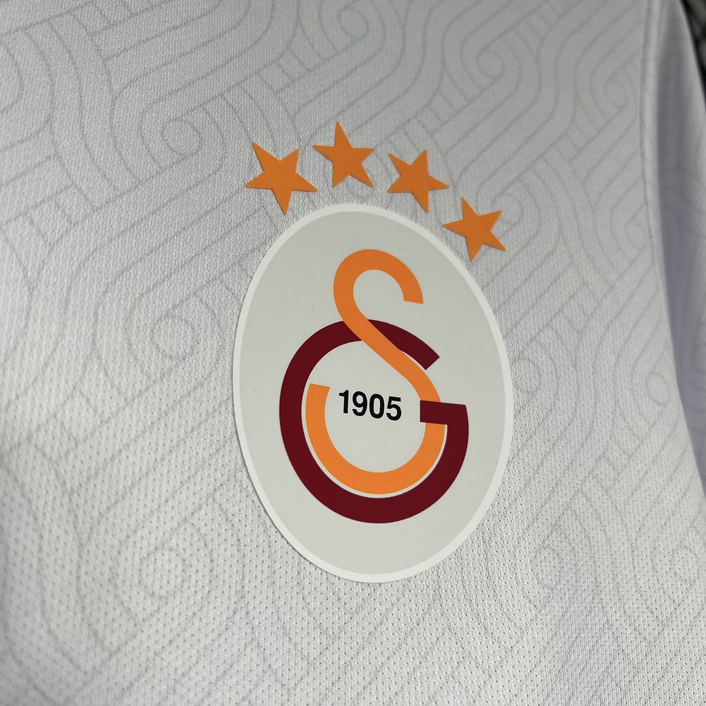 Galatasaray 24-25 Away Shirt crest