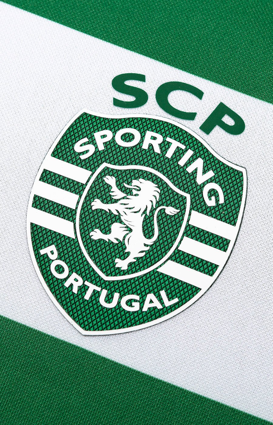 Sporting CP 23-24 Home Shirt crest