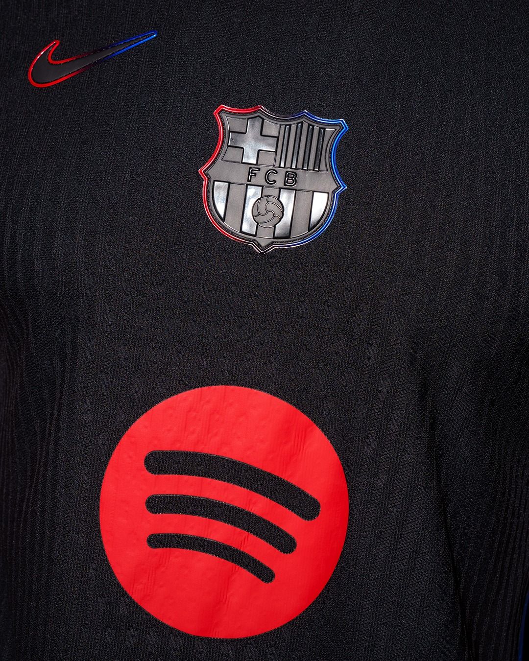 Barcelona 24-25 Away Shirt crest