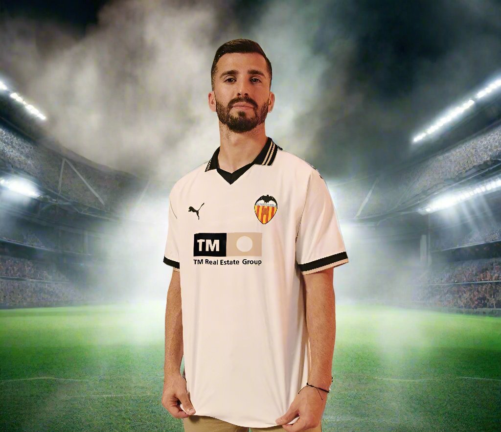 Valencia 23-24 Home Shirt model