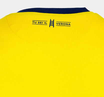 Hellas Verona 23-24 Away Shirt collar