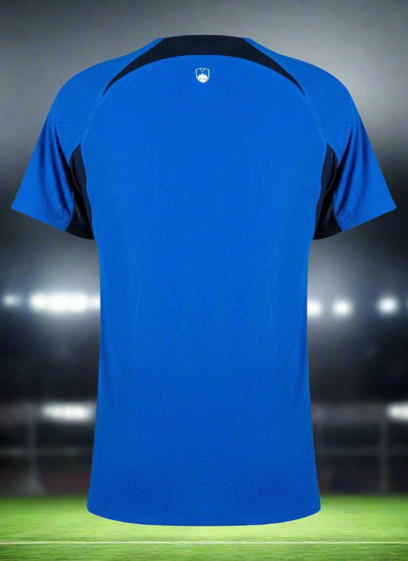 Slovenia 24-25 Away Shirt rear