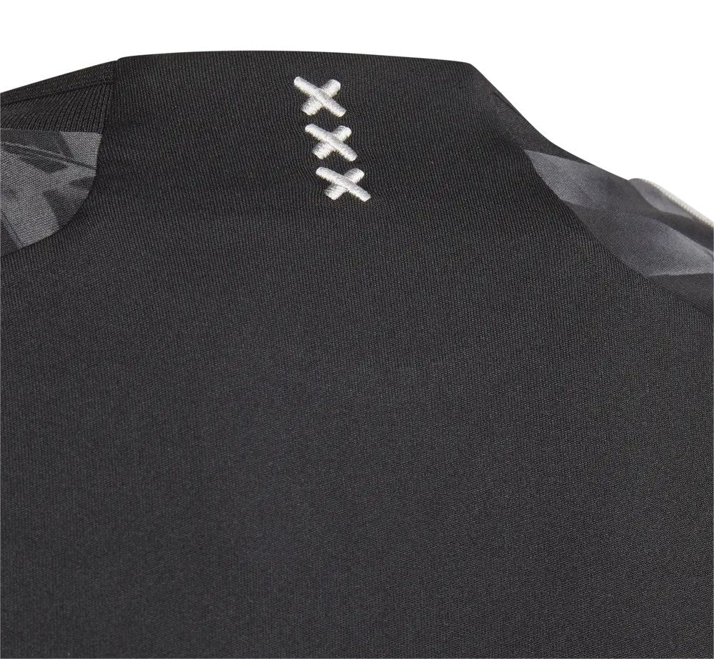 Ajax 23-24 3rd Shirt collar